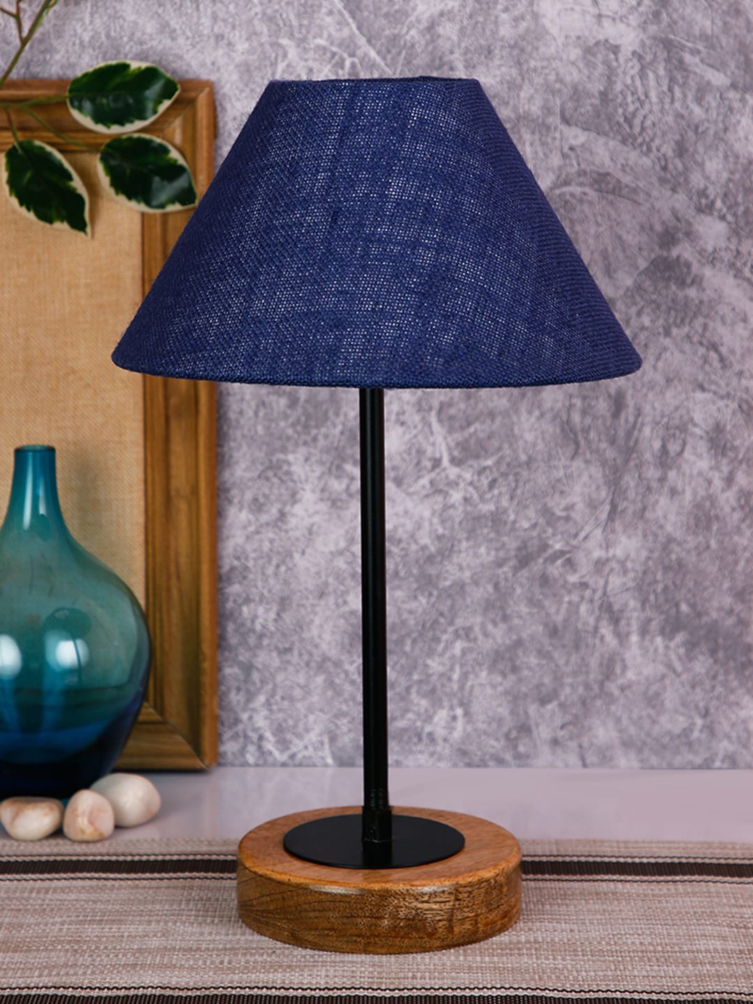 

Devansh Navy Blue & Black Solid Traditional Table Lamp with Shade