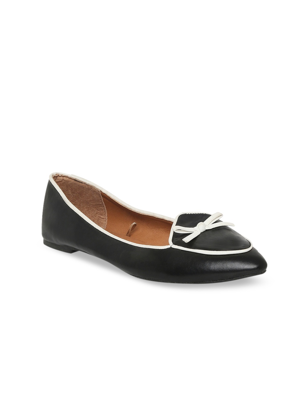 

Forever Glam by Pantaloons Women Black & Off-White Loafers