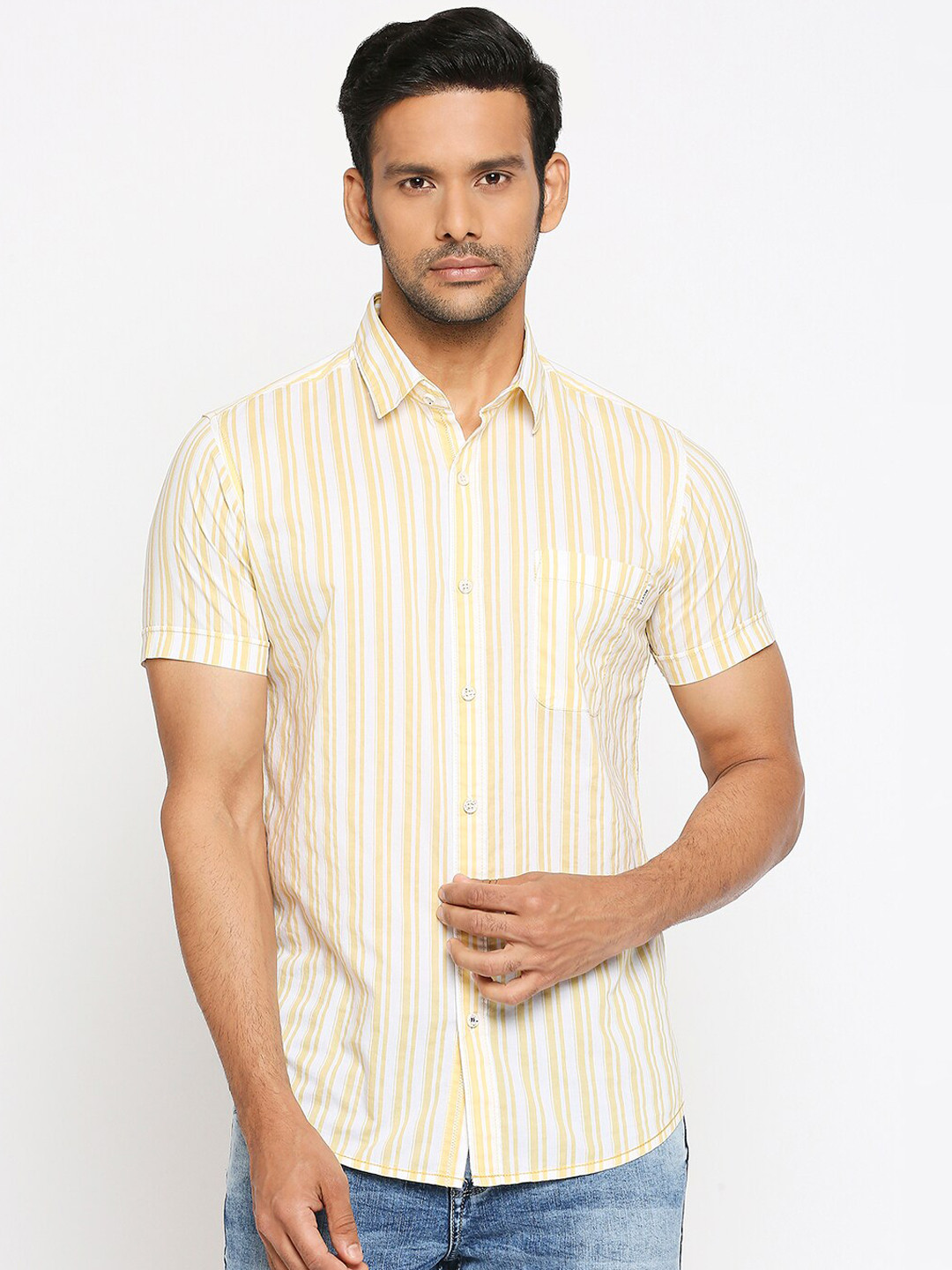 

Mufti Men Yellow Slim Fit Striped Casual Shirt