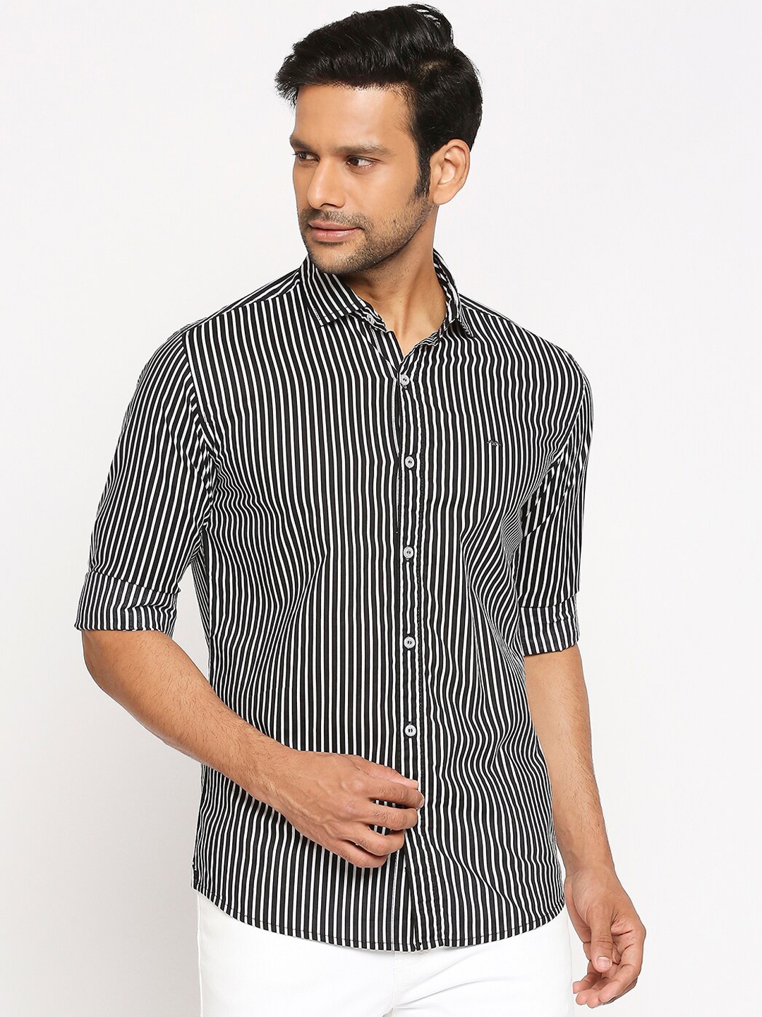 

Mufti Men Black Slim Fit Striped Casual Shirt