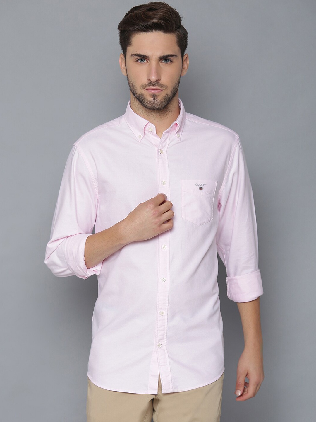 

GANT Men Pink Regular Fit Solid Casual Shirt