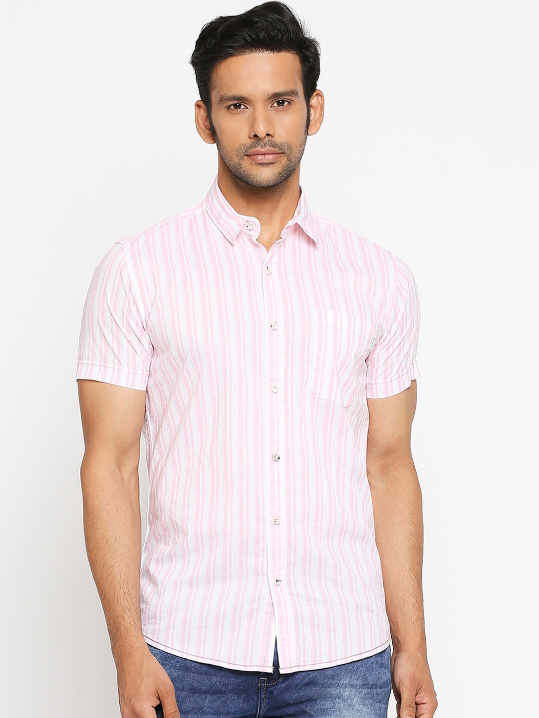 

Mufti Men Pink Slim Fit Striped Casual Shirt