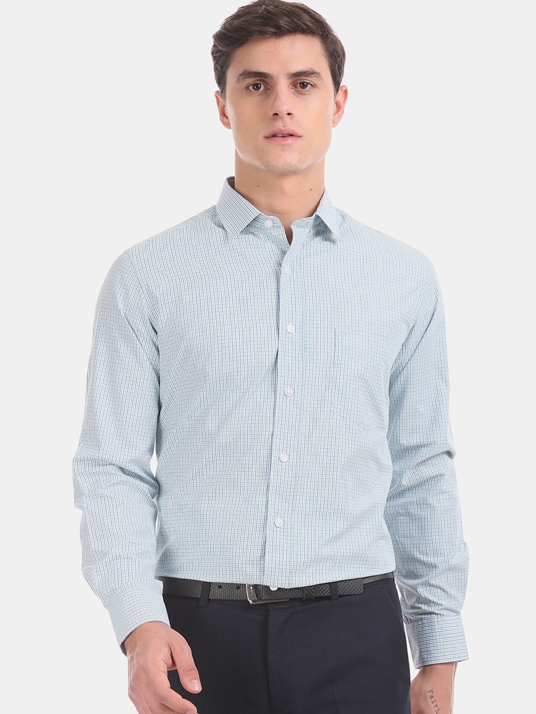 

Excalibur Men Green & Blue Micro Checked Formal Shirt