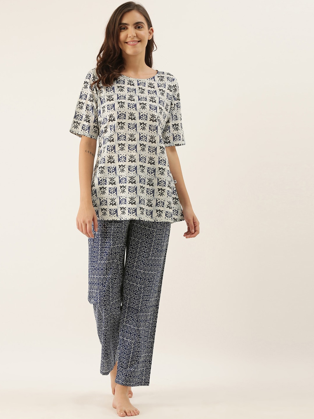 

Bannos Swagger Women White & Navy Blue Printed Night suit