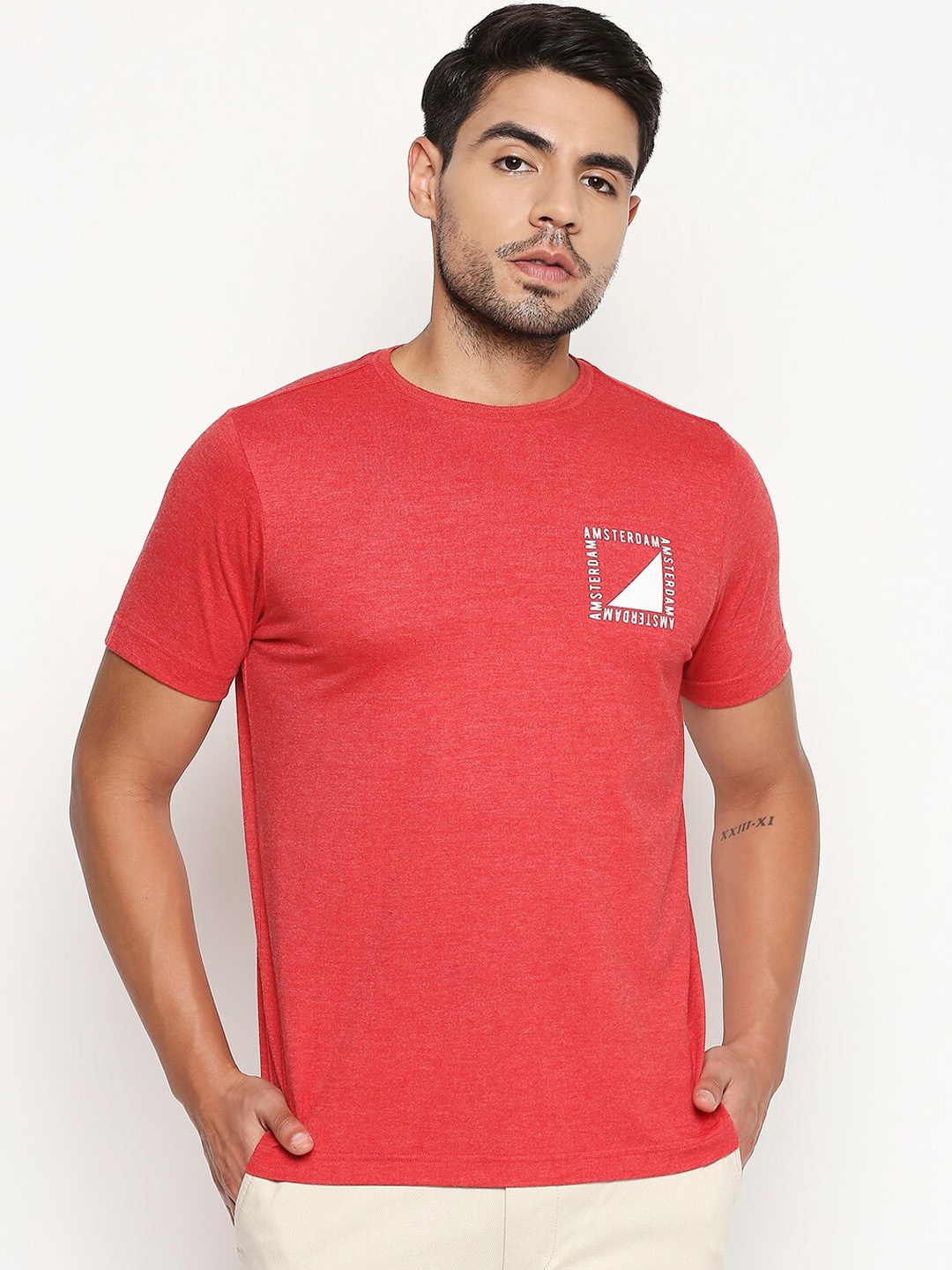 

Basics Men Red Printed Round Neck Slim Fit T-shirt