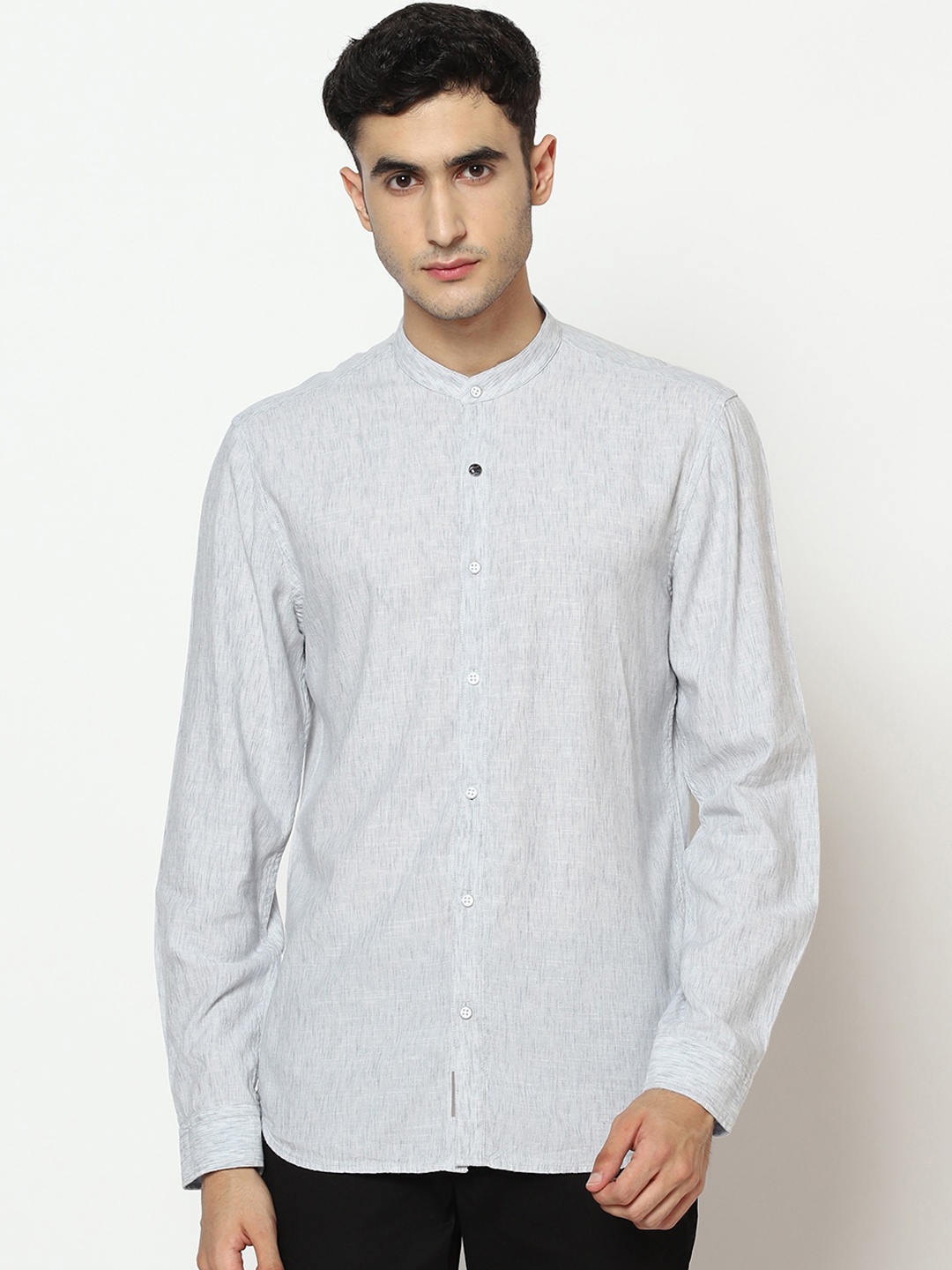 

Blackberrys Men Grey Trim Skinny Fit Striped Casual Shirt
