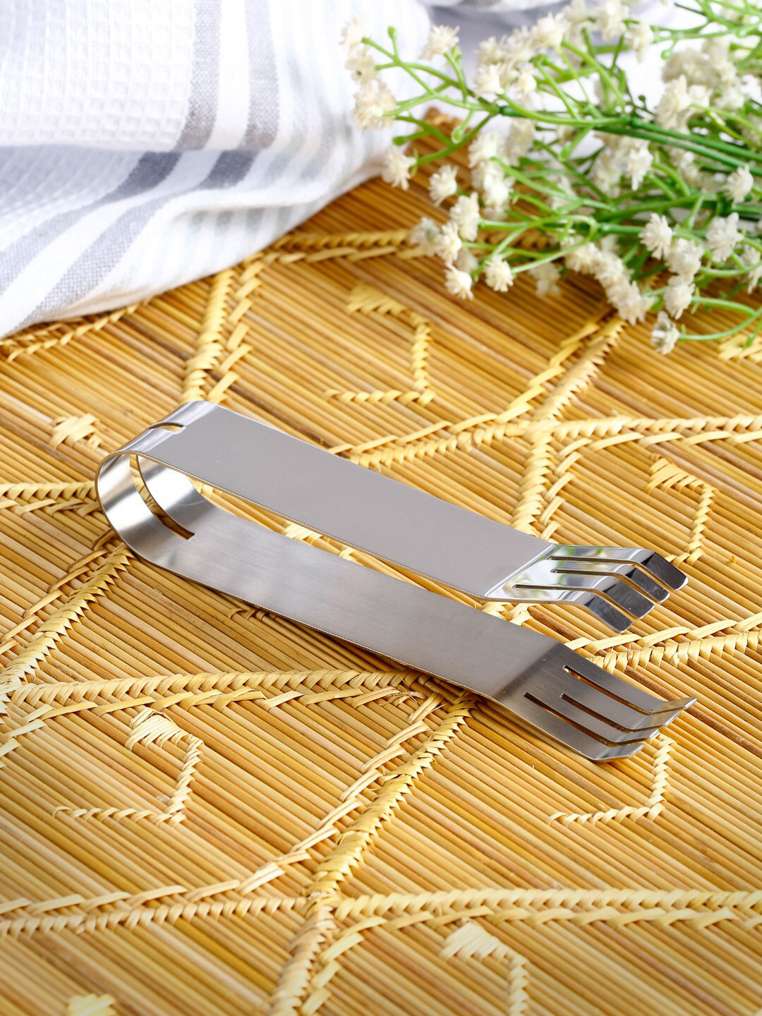 

ARTTDINOX Silver-Toned Stainless Steel Urban Ice Tongs