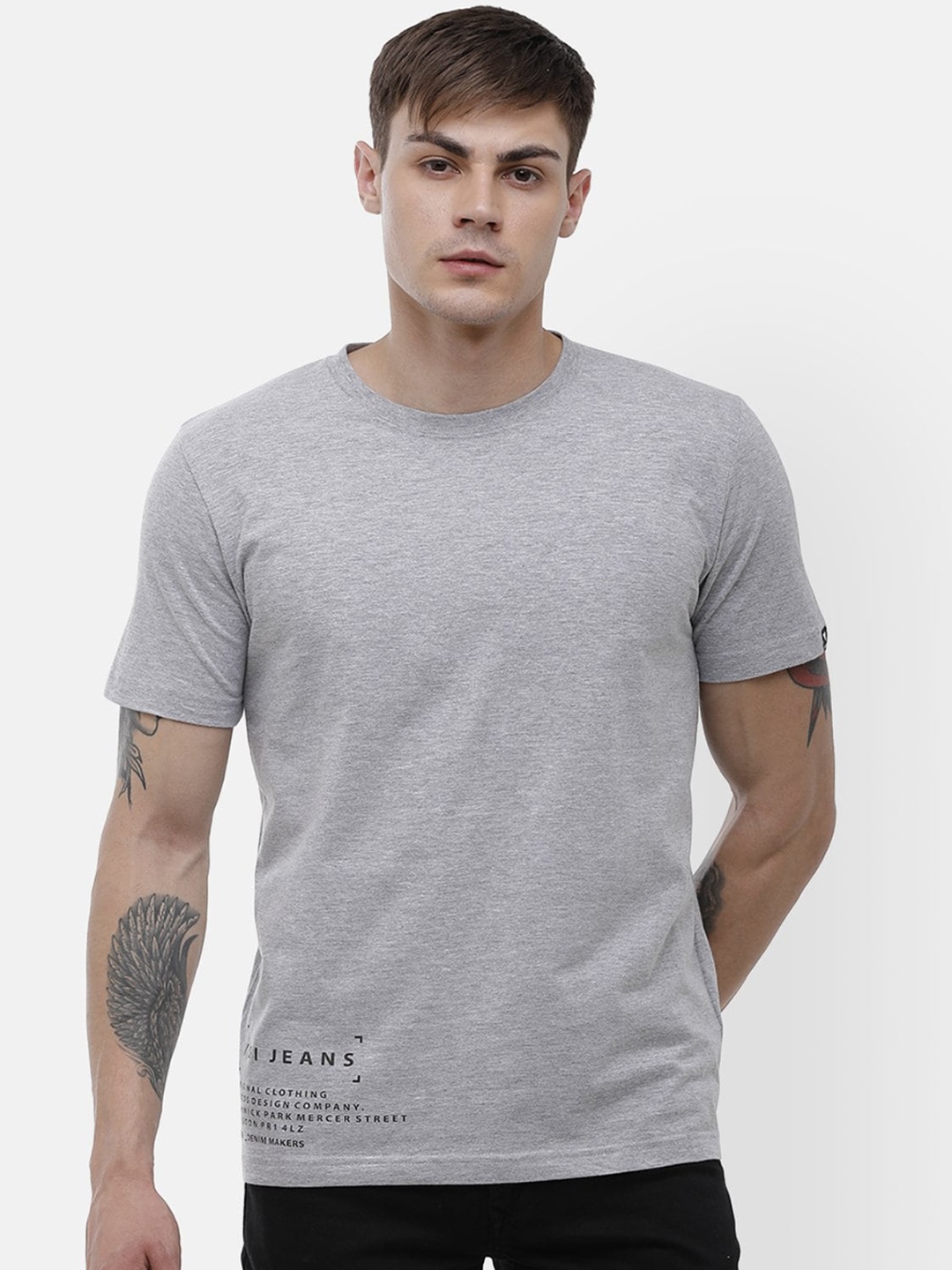 

Voi Jeans Men Grey Solid Round Neck Cotton Pure Cotton T-shirt