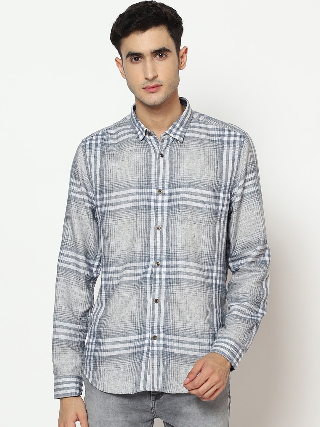 

Blackberrys Men Grey Slim Fit Checked Casual Shirt