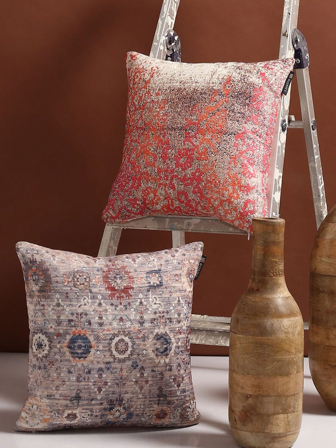 

ROMEE Pink & Beige Set of 2 Ethnic Motifs Square Cushion Covers