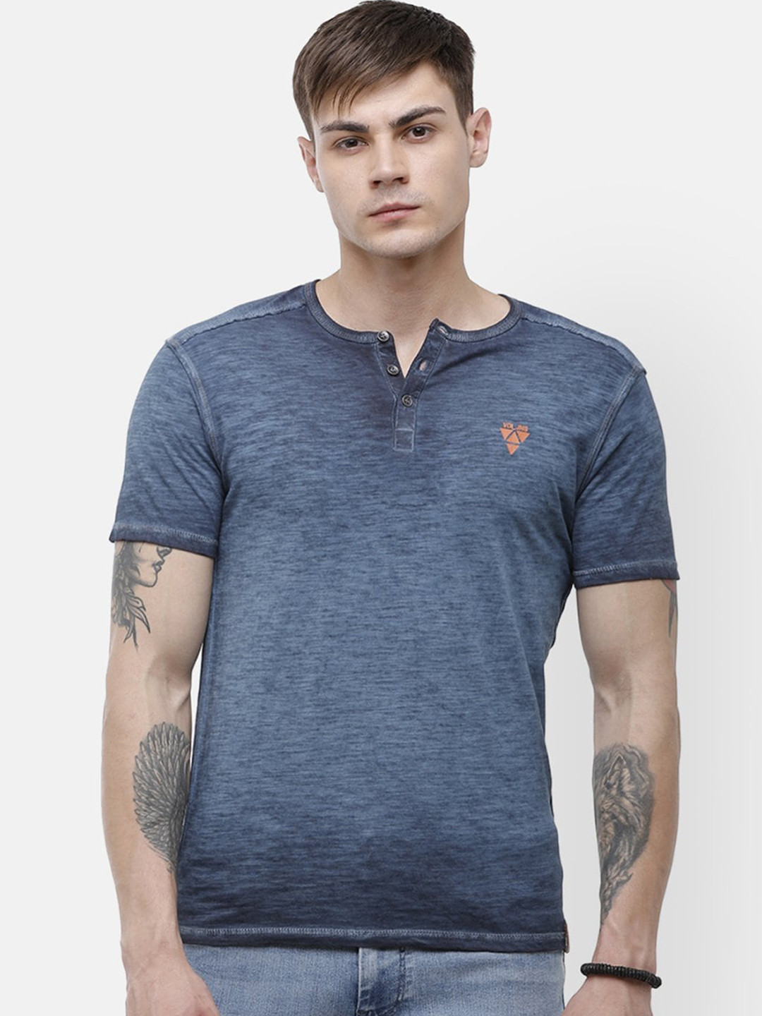 

Voi Jeans Men Navy Blue Solid Henley Neck Cotton Pure Cotton T-shirt
