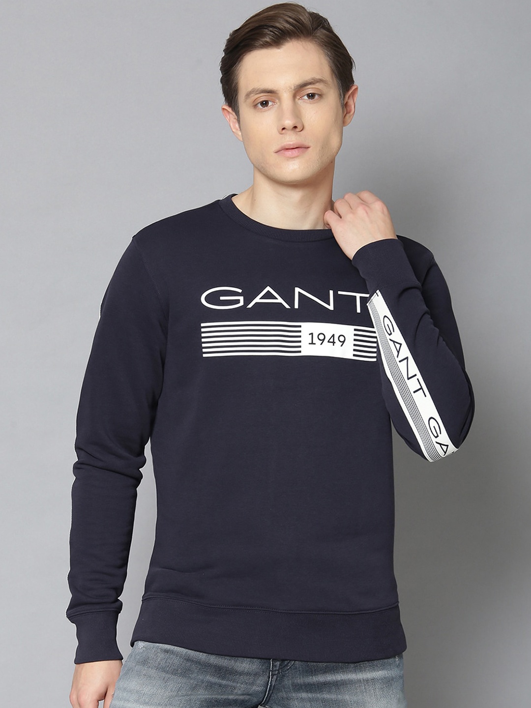 

GANT Men Navy Blue & White Printed Sweatshirt