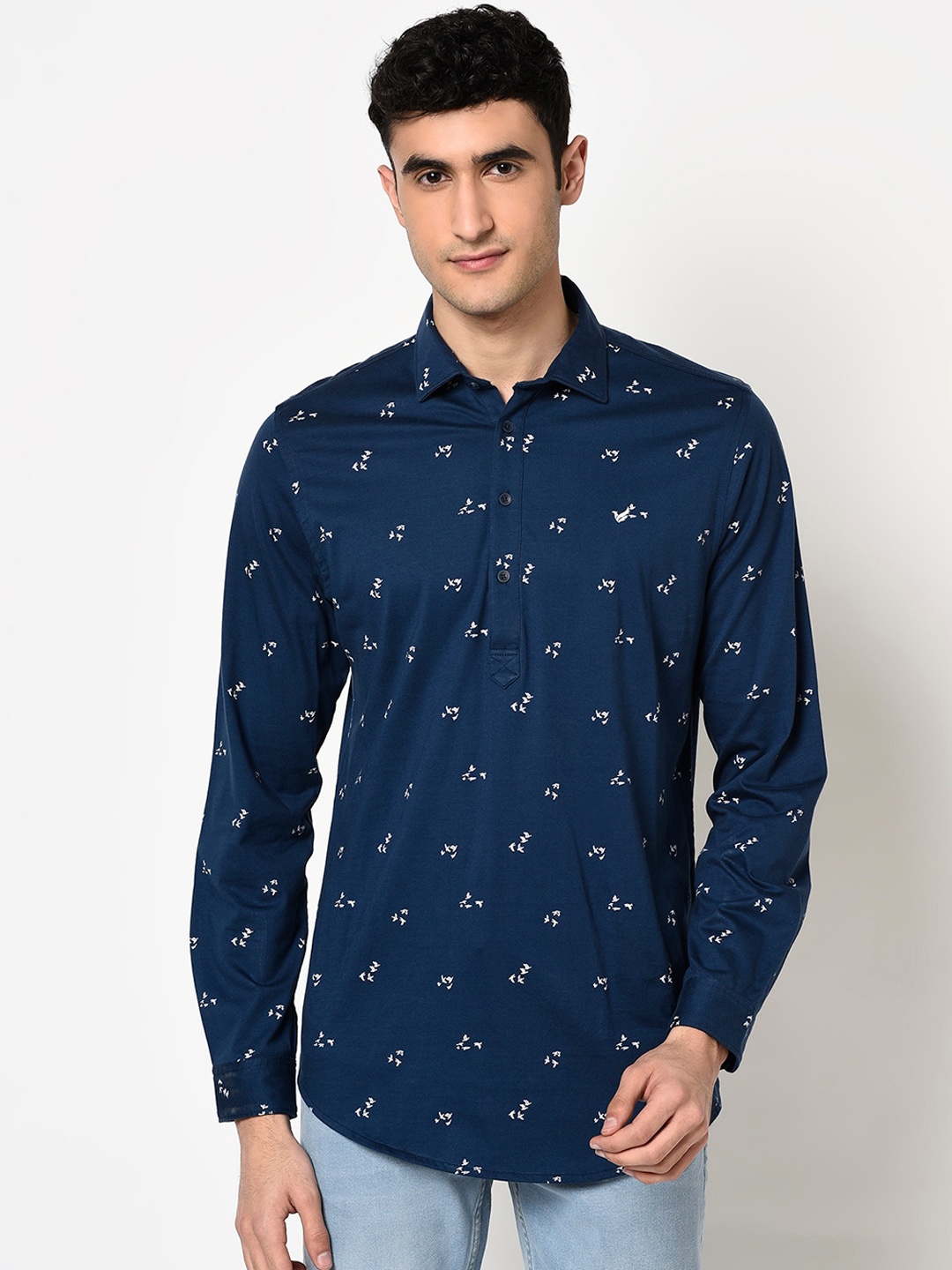 Blackberrys Men Navy Blue & White Arise Regular Fit Printed Casual Shirt