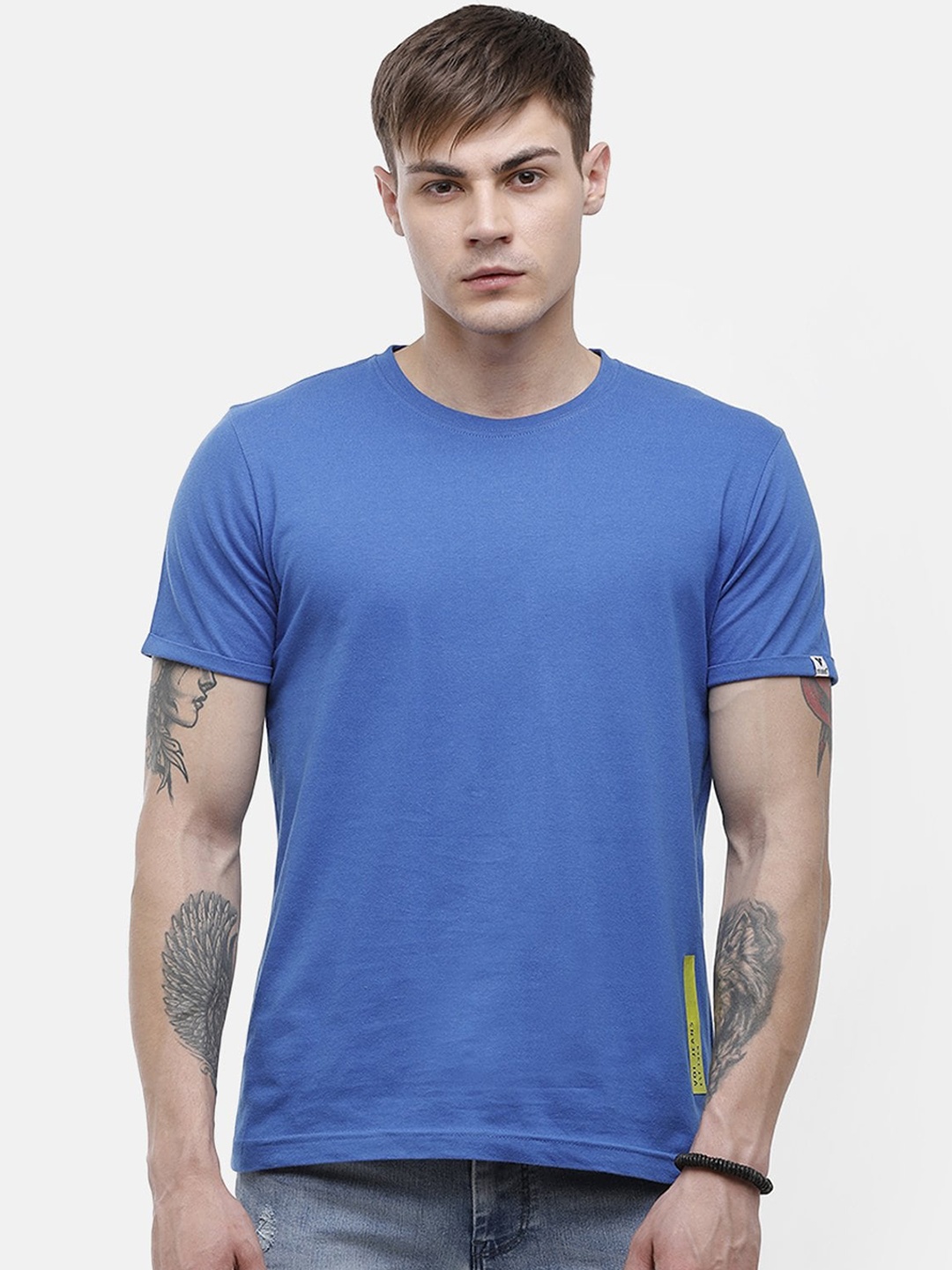 

Voi Jeans Men Blue Solid Round Neck Cotton Pure Cotton T-shirt