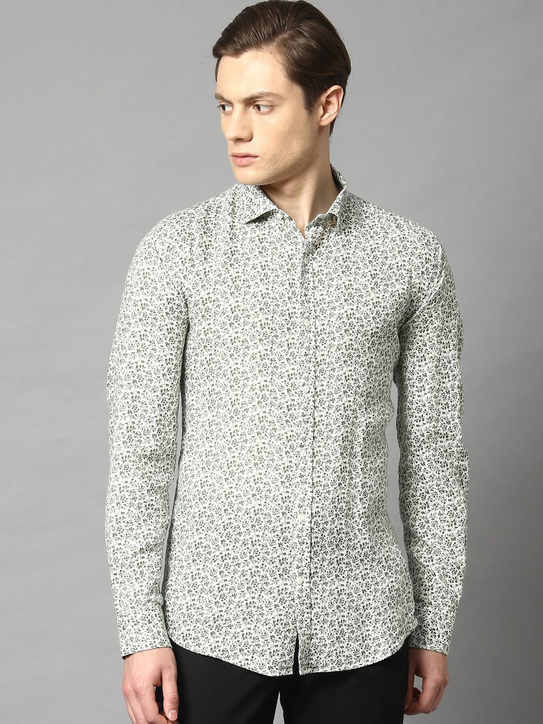 

HARSAM Men Off-White & Green Slim Fit Printed Casual Shirt