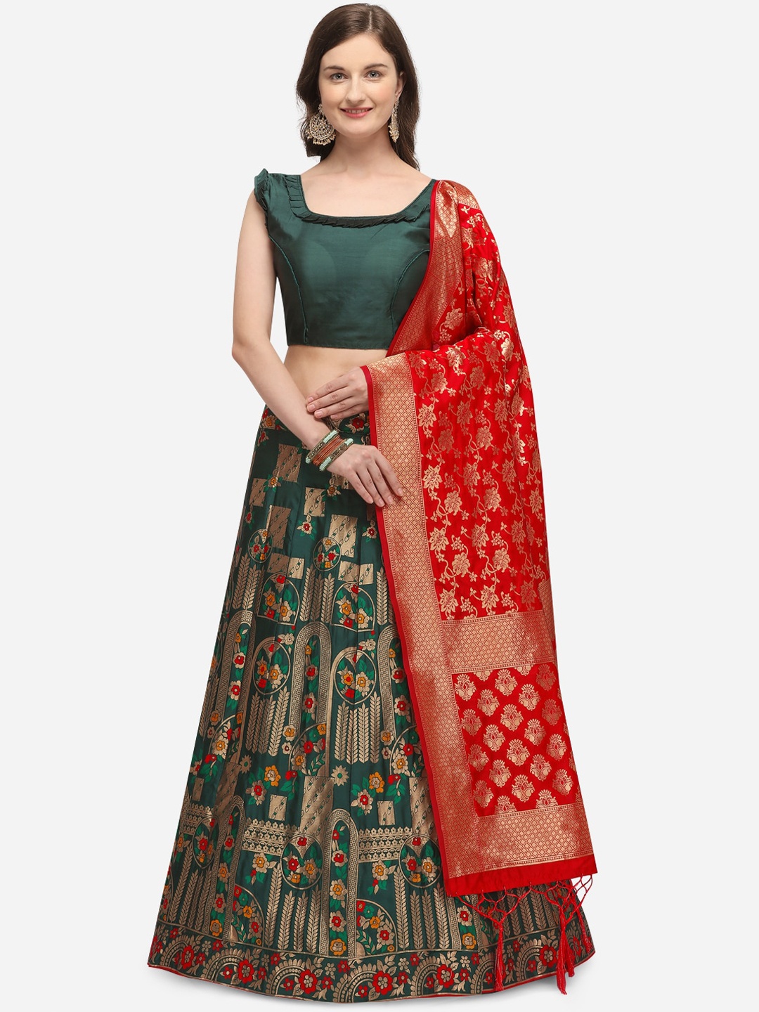 

JATRIQQ Green & Red Solid Semi-Stitched Lehenga & Unstitched Blouse with Dupatta
