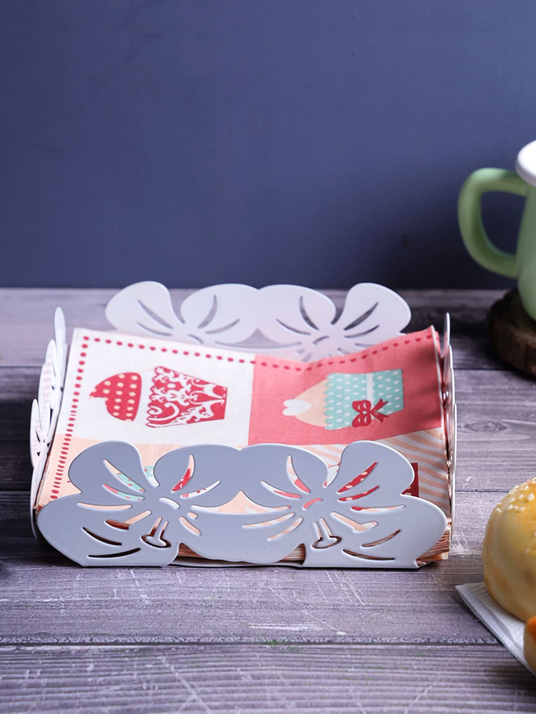 

A Vintage Affair- Home Decor White Floral Self-Design Tissue Holder
