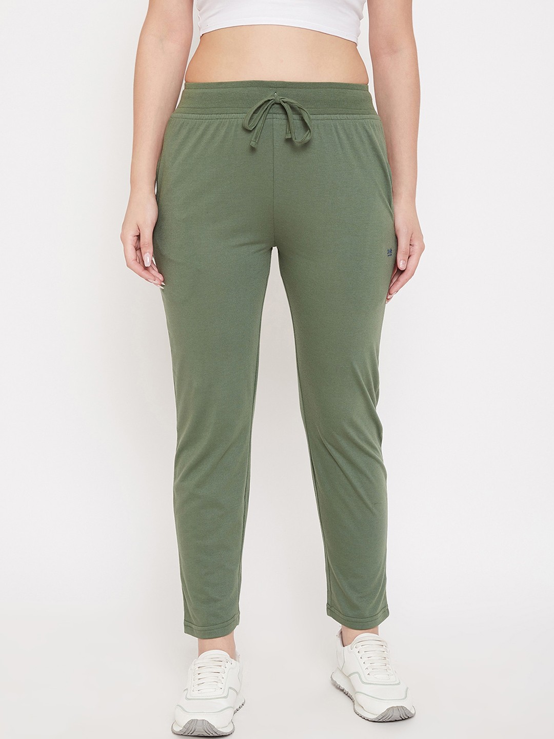 

Okane Women Green Solid Track Pants