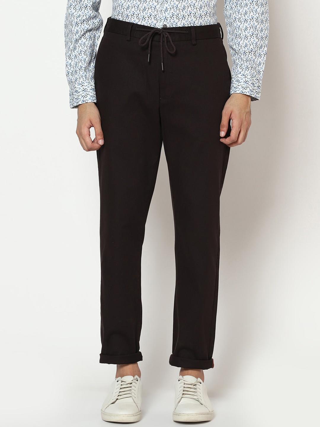 

Blackberrys Men Brown Loose Fit Solid Arise Regular Fit Trousers