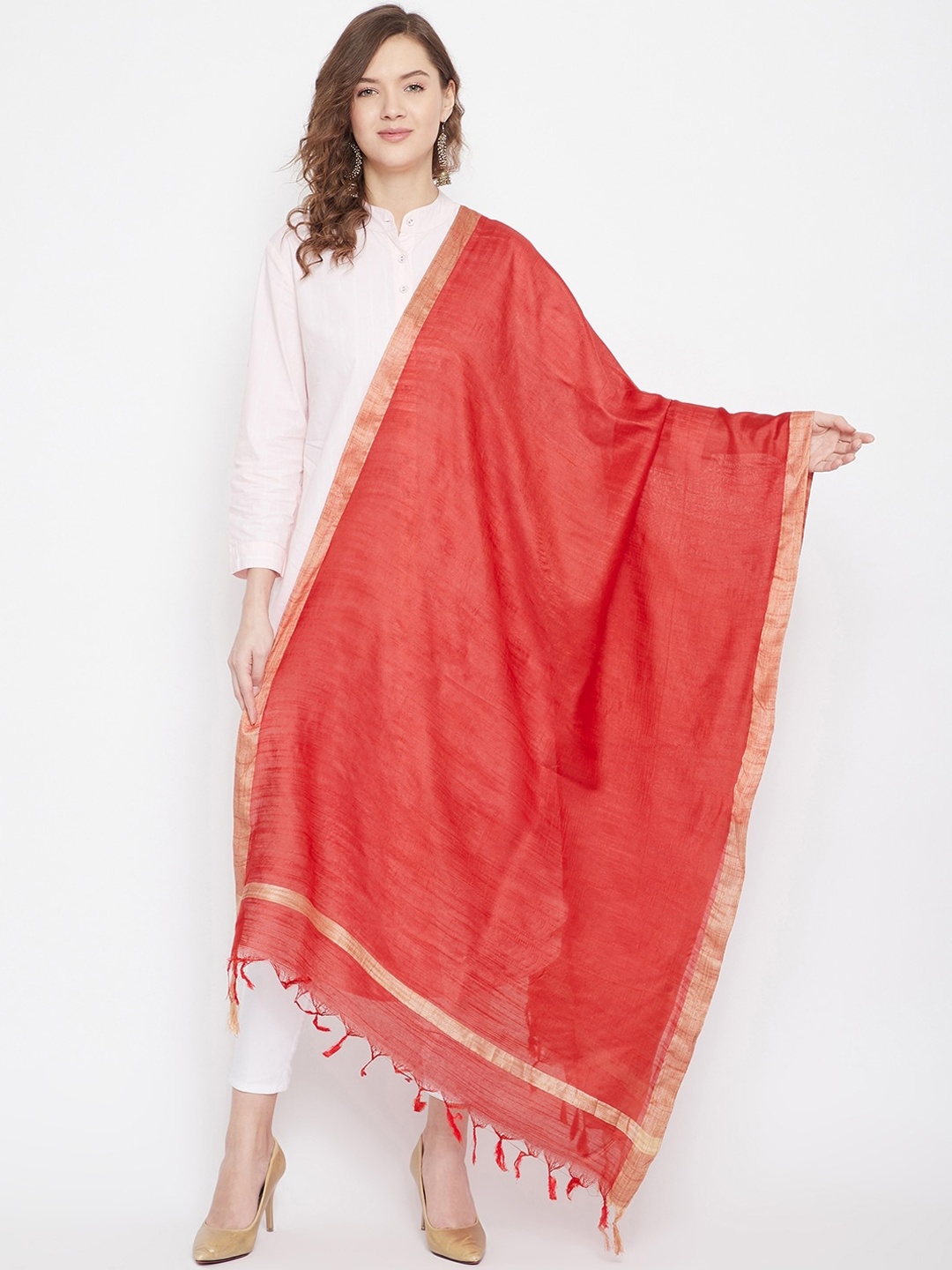 

Clora Creation Red & Gold-Toned Solid Dupatta
