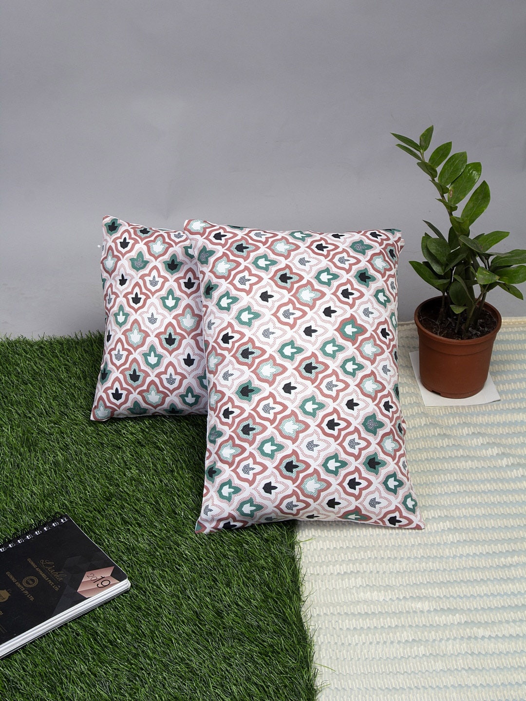 

Alina decor White & Brown Set of 2 Ethnic Motifs Rectangle Cushion Covers
