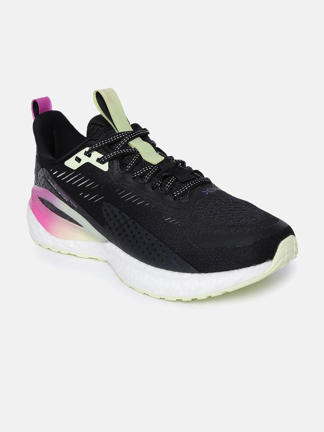 

Xtep Women Black Dynamic Run Shoes