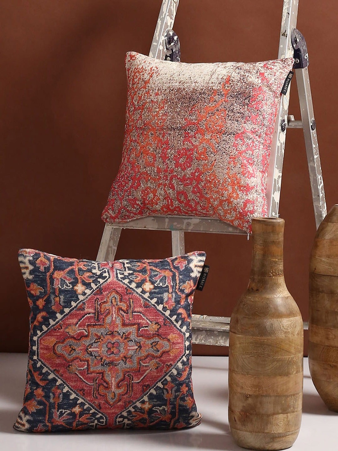 

ROMEE Blue & White Set of 2 Ethnic Motifs Square Cushion Covers