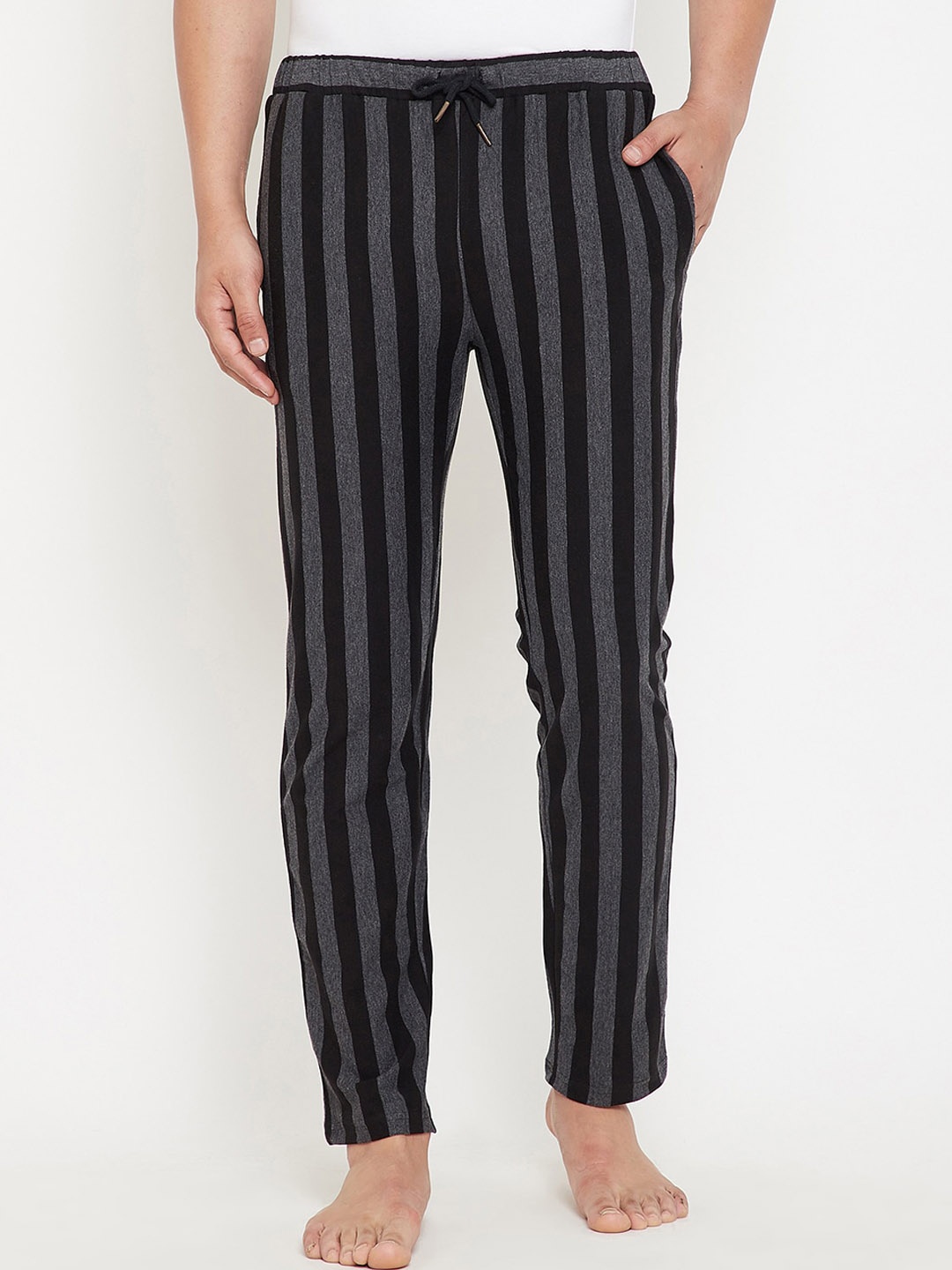 Hypernation Men Black & Grey Striped Lounge Pants