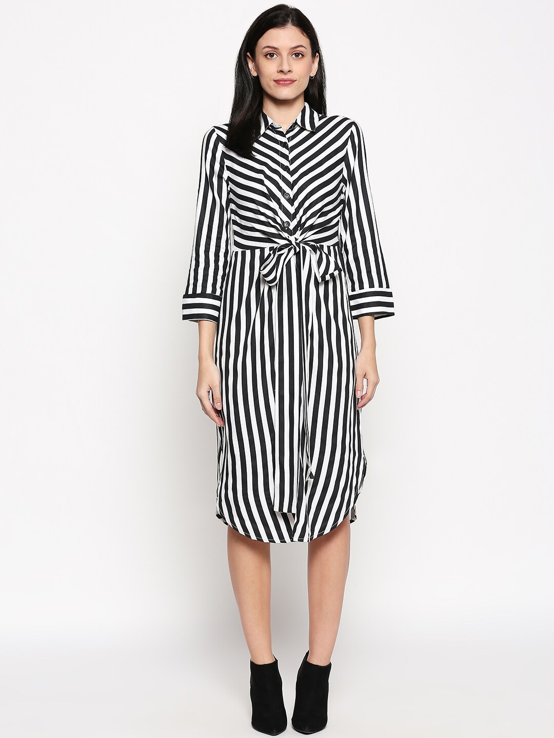 

People Women Black & White Striped Shirt Dress