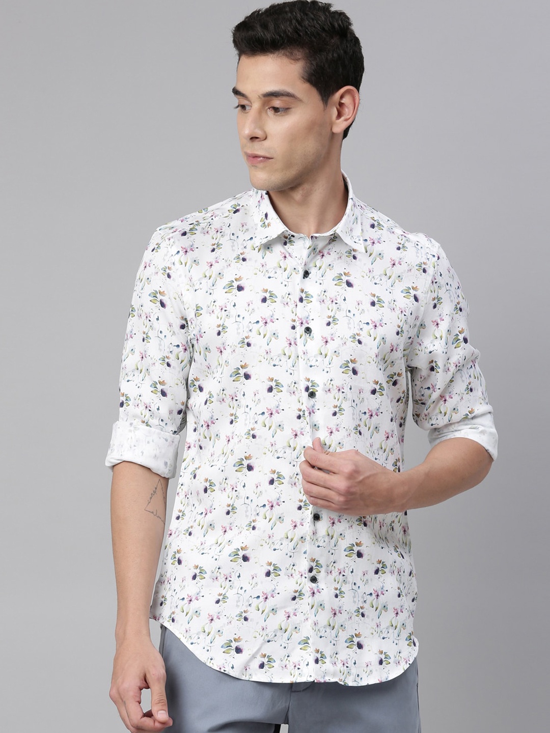 

RARE RABBIT Men White Regular Fit Printed Casual Shirt