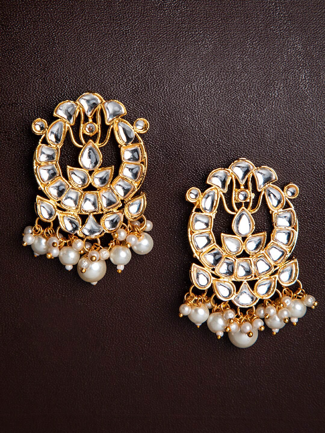 

Rangriti Gold-Toned Contemporary Ear Cuff