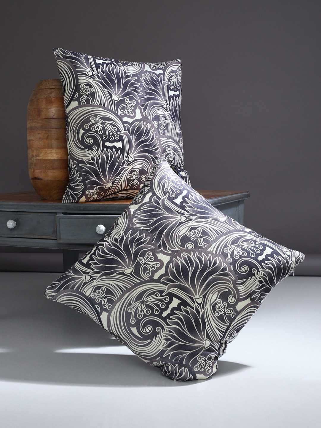 

ROMEE Unisex Grey & Off-white Floral Printed Set of 2 Square Cushion Covers