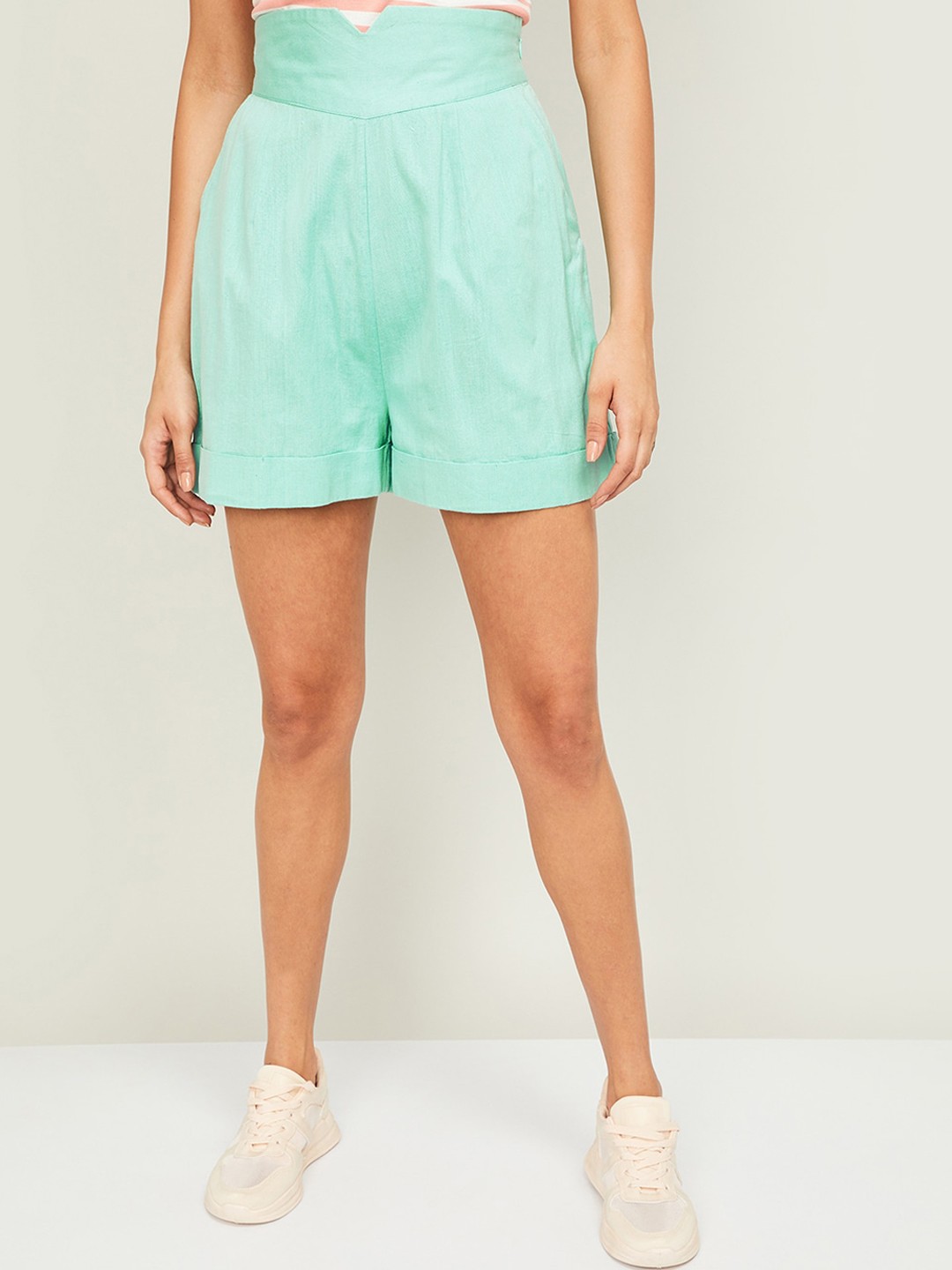 

Ginger by Lifestyle Women Turquoise Blue Solid Regular Fit Regular Shorts