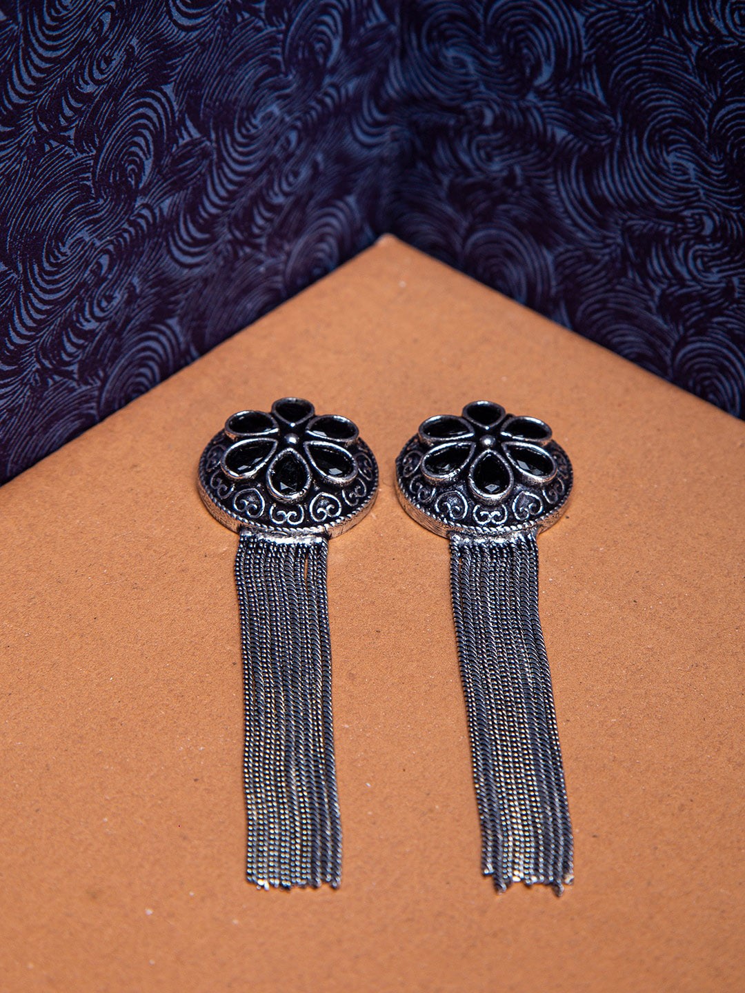 Rangriti Women Black Contemporary Drop Earrings