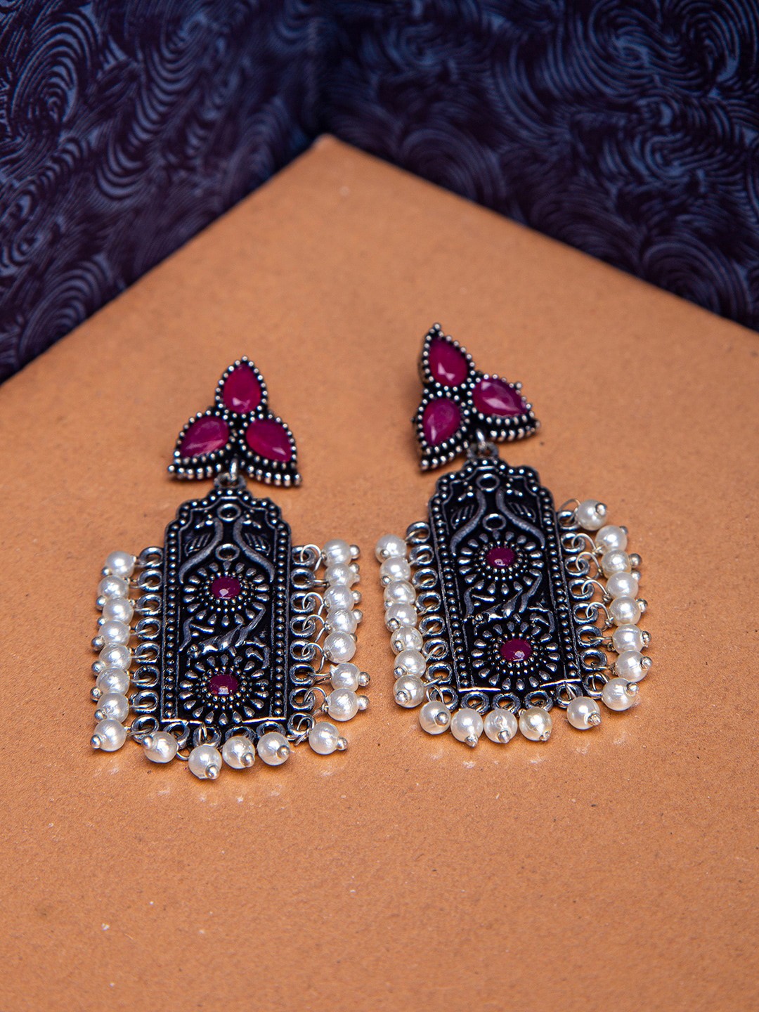 

Rangriti Red Classic Drop Earrings