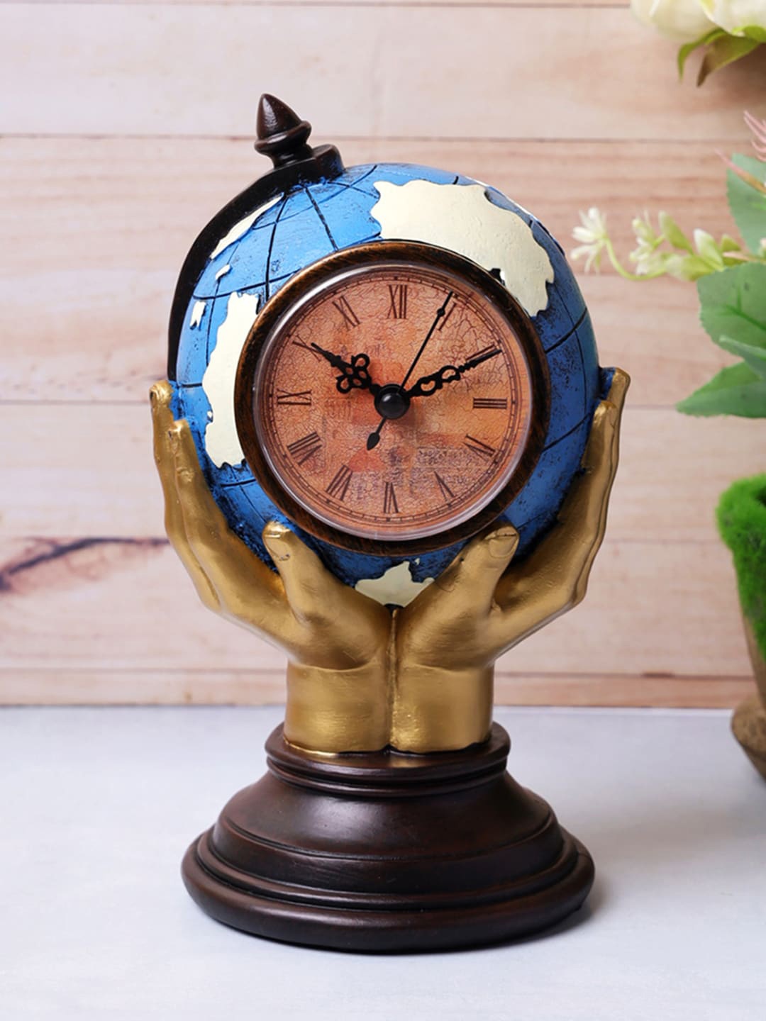 

A Vintage Affair- Home Decor Blue & Gold-Coloured Vintage Globe Trophy Tabletop Clock Showpiece