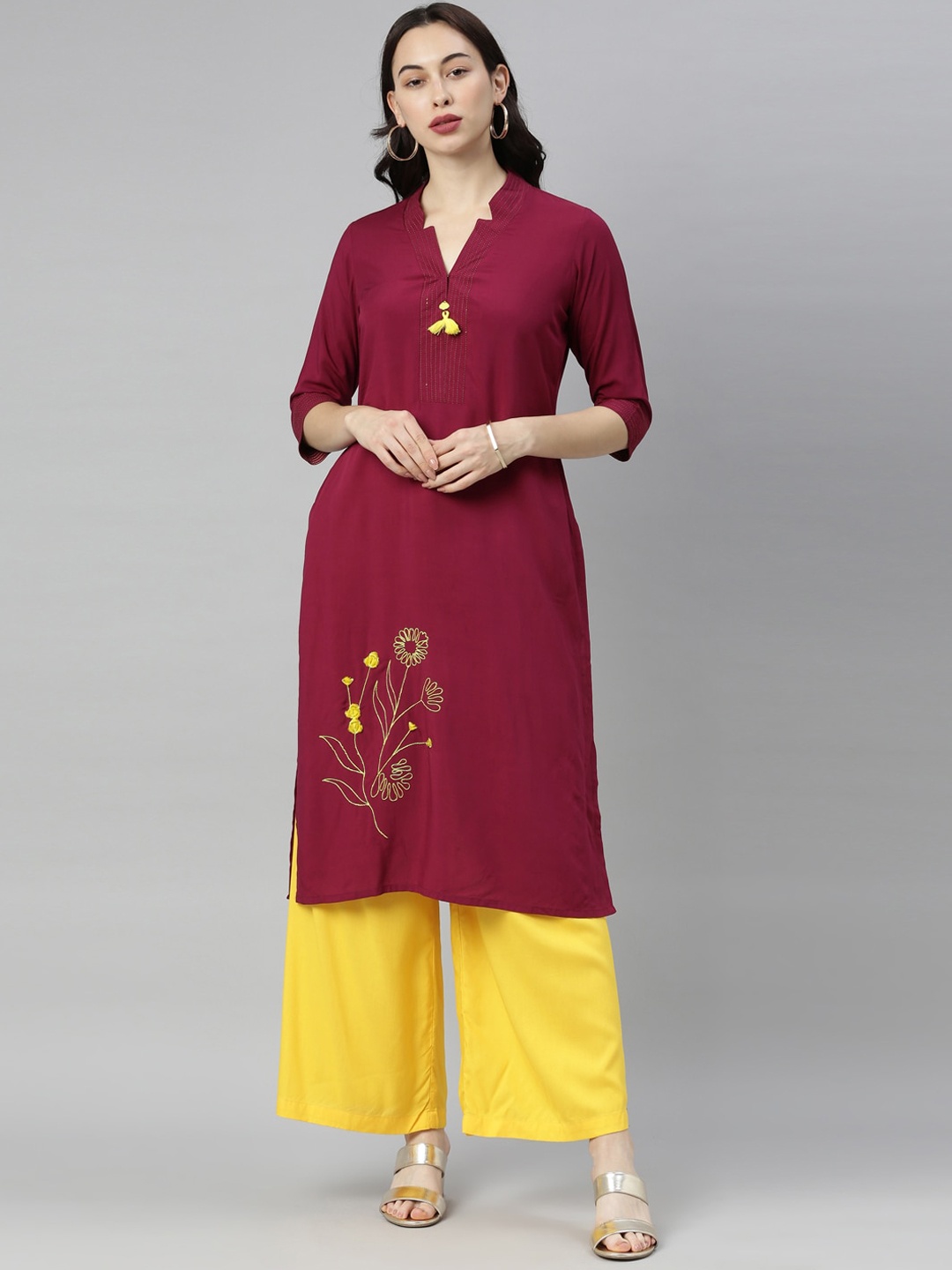 

Neerus Women Maroon Thread Work Kurta