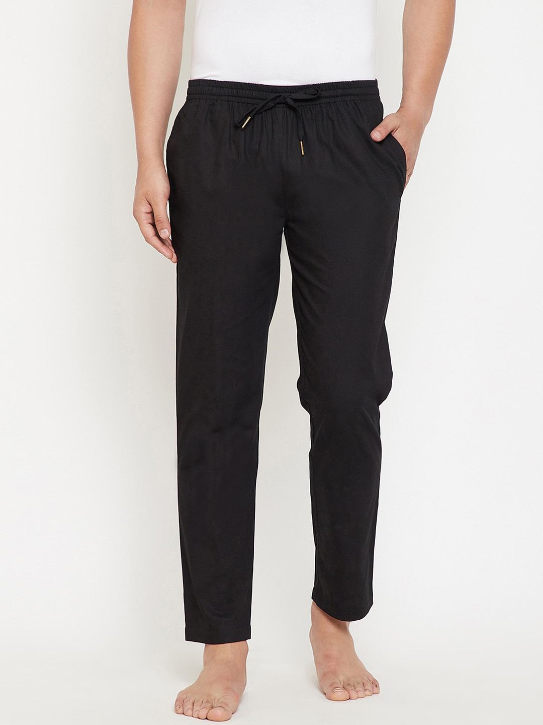 

Hypernation Men Black Solid Cotton Lounge Pants