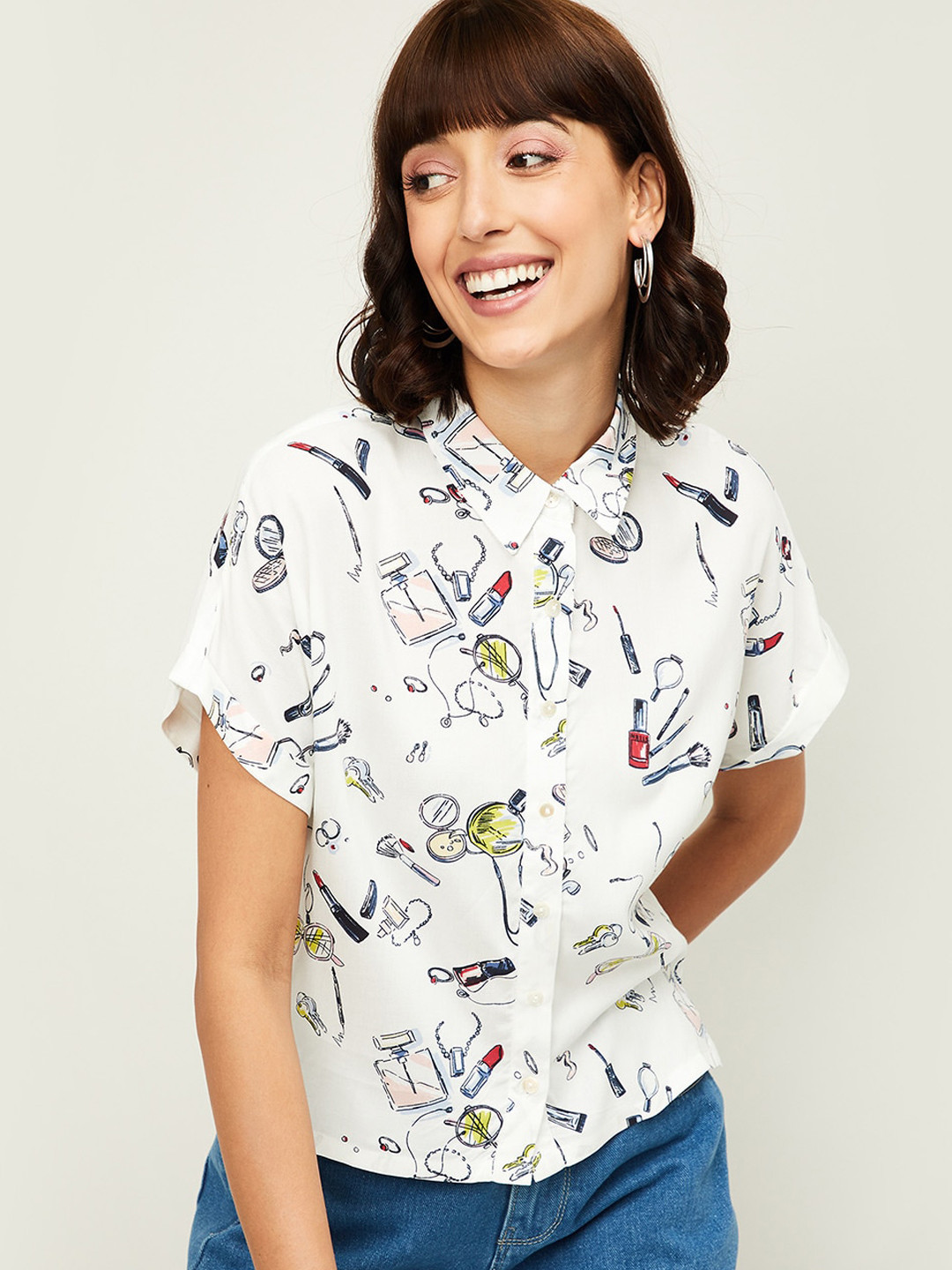 

Ginger by Lifestyle Women Off White Printed Shirt Style Top
