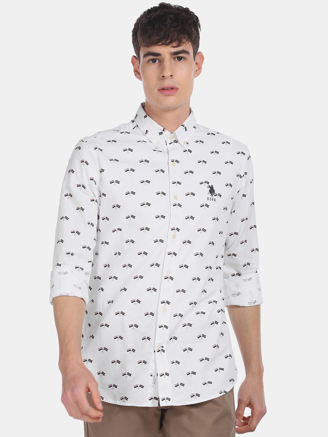 U.S. Polo Assn. Men White & Black Regular Fit Printed Pure Cotton Casual Shirt