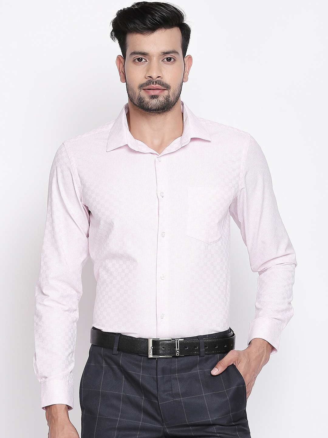 

RICHARD PARKER by Pantaloons Men Pink Regular Fit Checked Cotton Formal Shirt