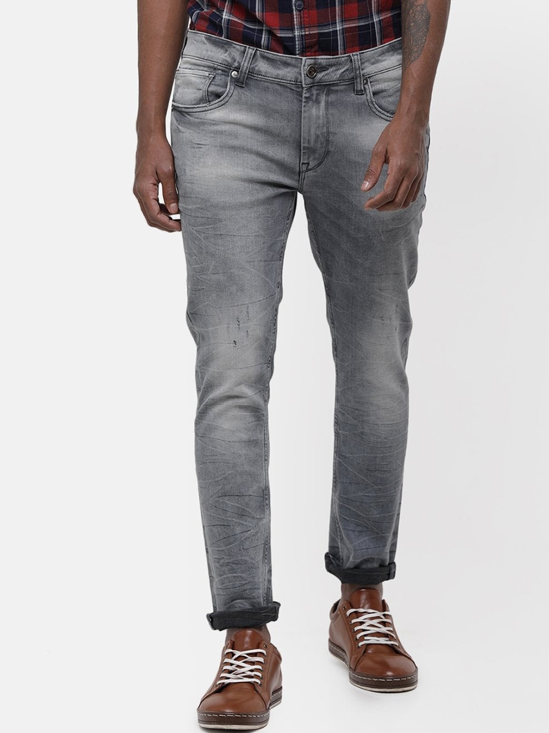 

Voi Jeans Men Grey Skinny Fit Low-Rise Stretchable Clean Look Jeans