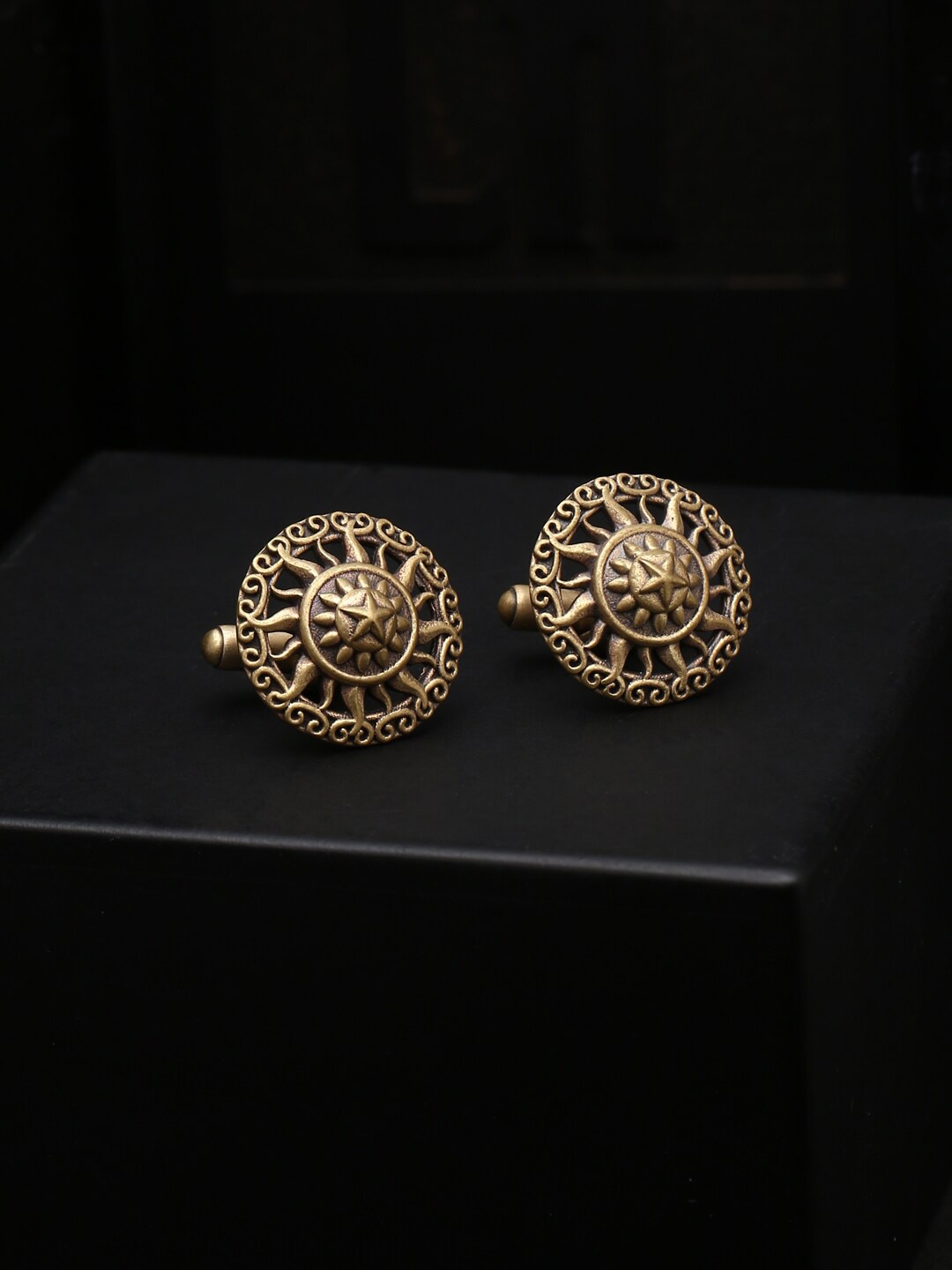 

COSA NOSTRAA Gold-Toned Round Cufflinks