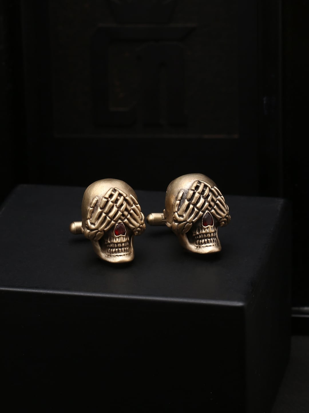 

COSA NOSTRAA Copper-Toned Quirky Cufflinks