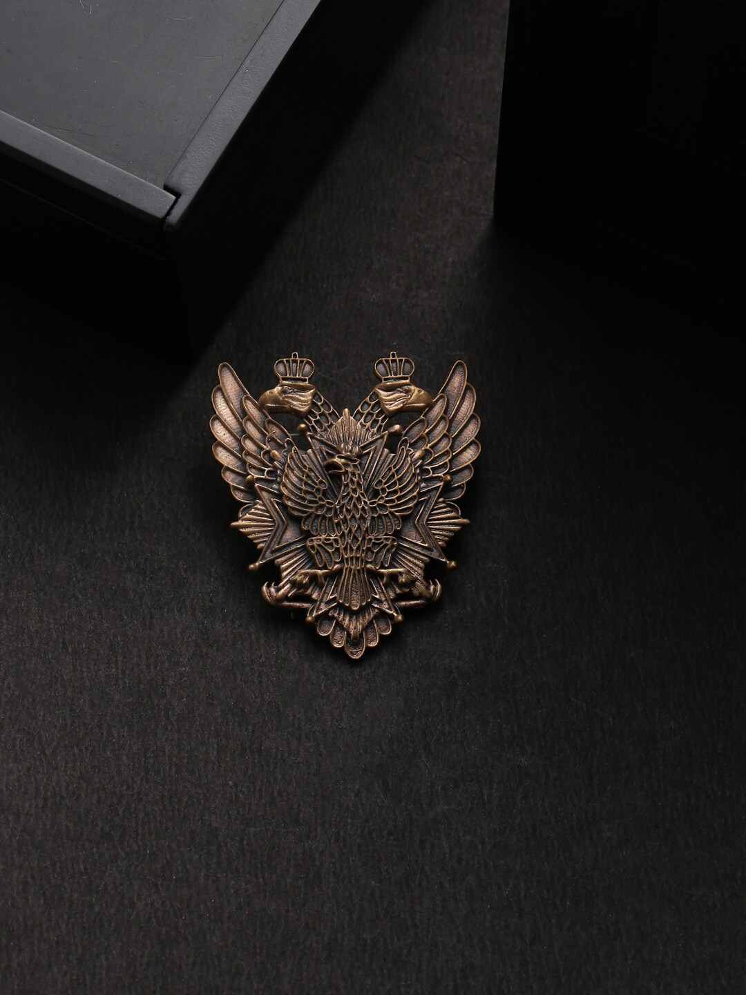 

COSA NOSTRAA Men Gold-Toned Duo Phoenix Statement Brooch