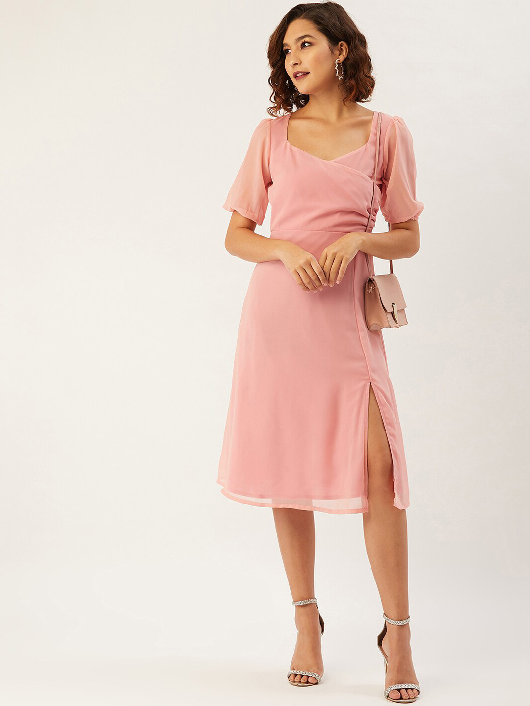 

ANVI Be Yourself Women Pink Solid Fit and Flare Dress