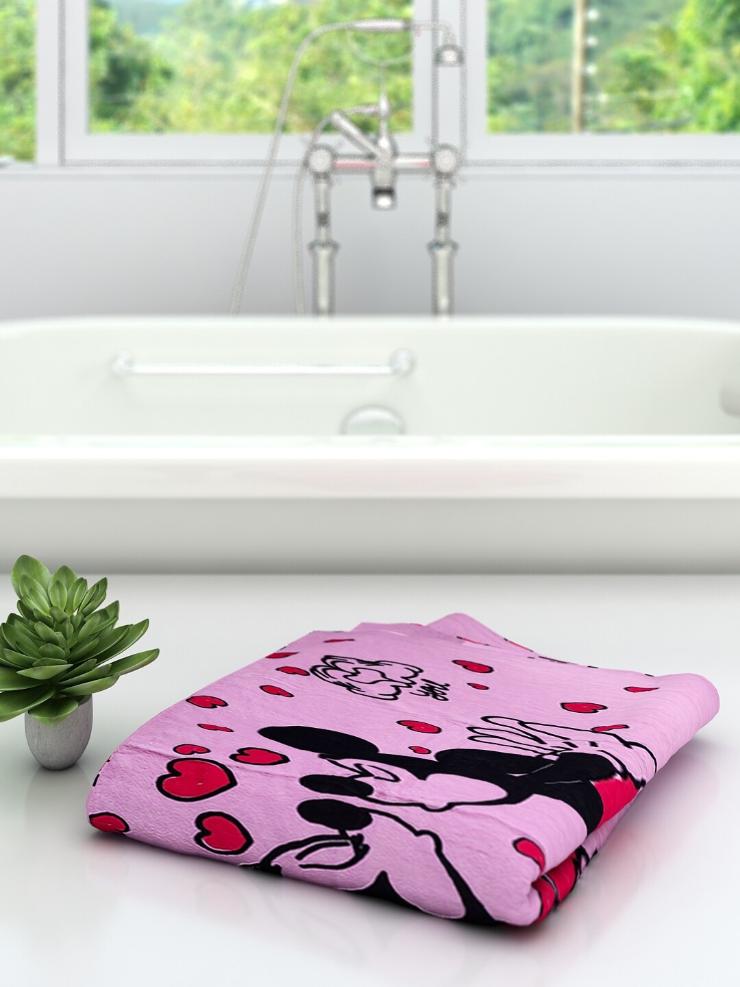 

Disney Kids Pink & Black Mickey & Minnie Mouse Printed 300 GSM Bath Towel