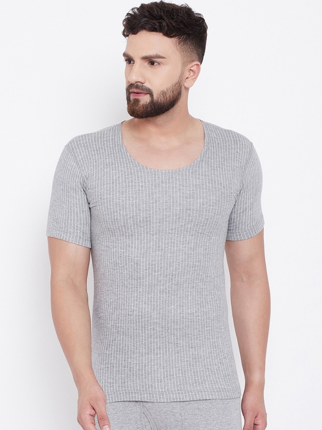 

NEVA Men Grey & White Ribbed Thermal Top