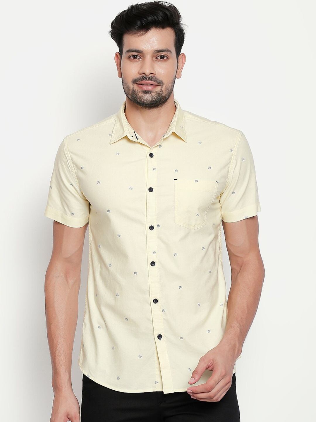

Urban Ranger by pantaloons Men Yellow Slim Fit Printed Cotton Casual Shirt