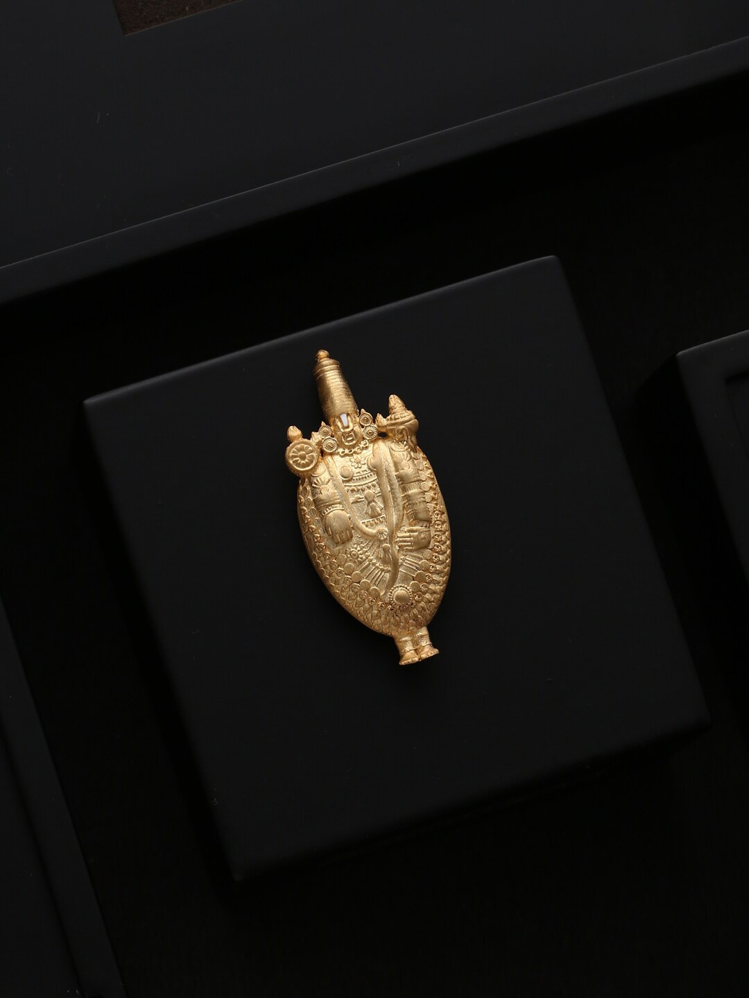 

COSA NOSTRAA Men Gold-Toned The Lord Balaji Statement Brooch